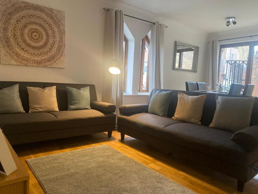 Alexander Apartments Newcastle City Room photo